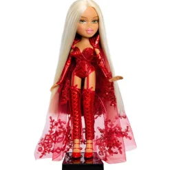 Bratz x Lola Índigo